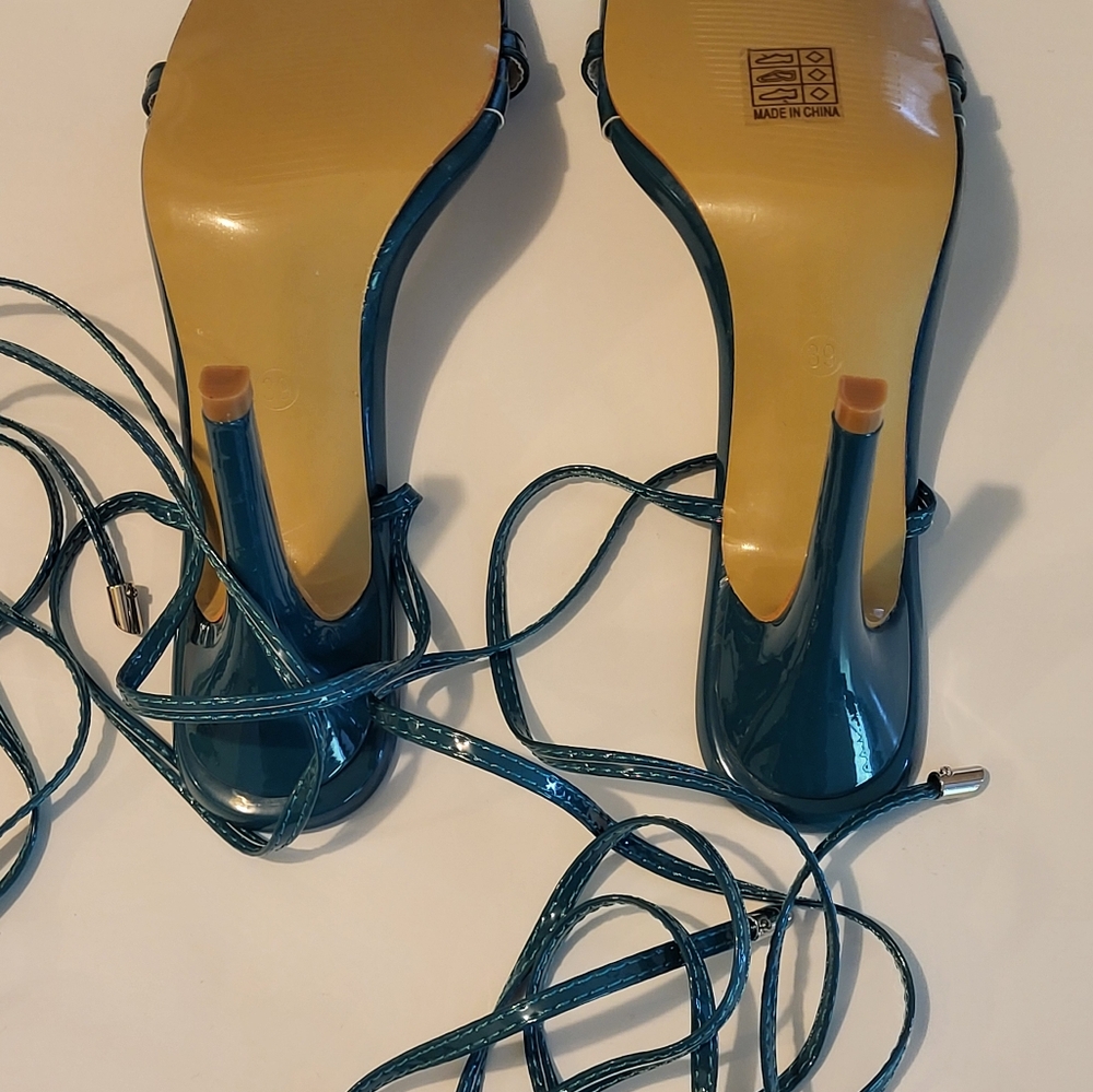 Elegant Teal Strappy 4 Inch  Heels Size 39 Or 8.5 Never Worn - Picture 8 of 9